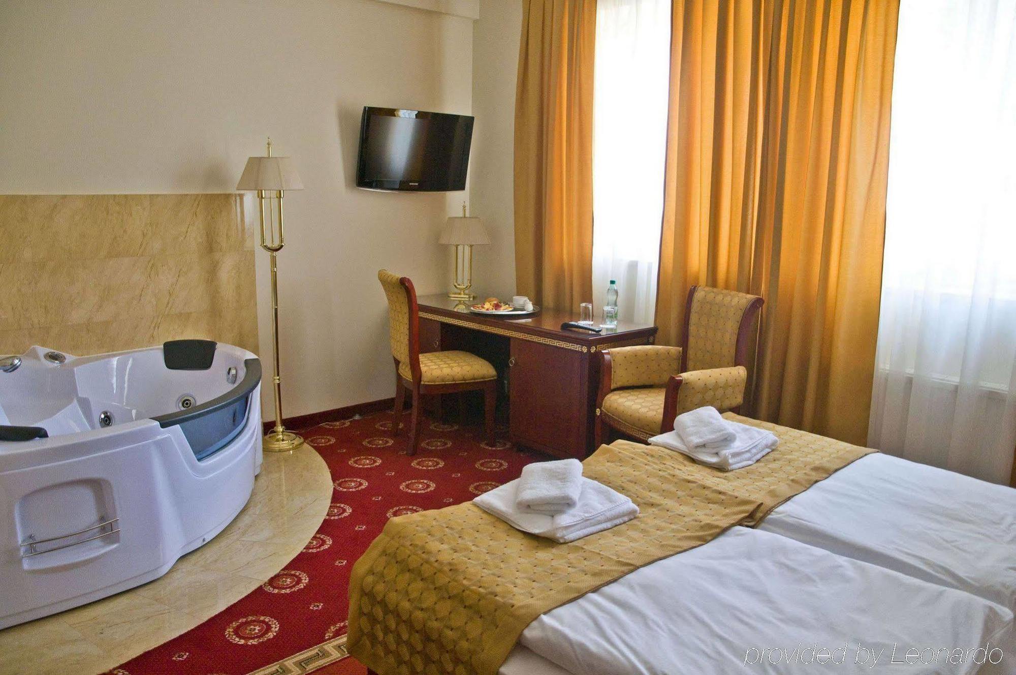 Hotel Holiday Park Varsovia Habitación foto